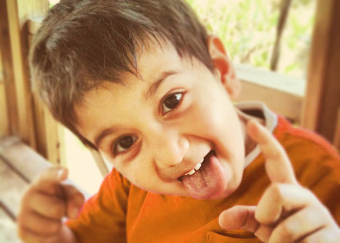 La logopedia è adatta anche a trattare le difficoltà del bambino nel deglutire.